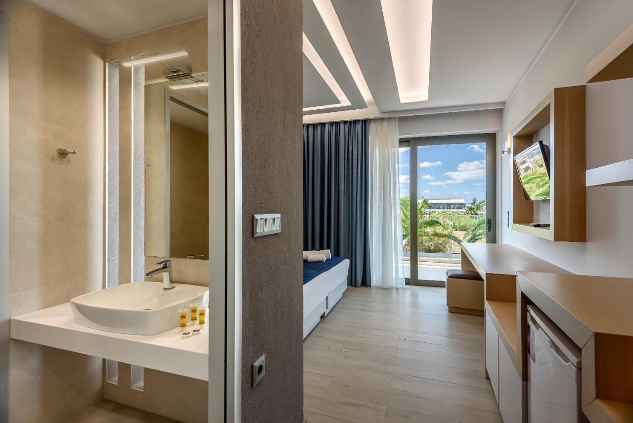 Marinos Beach Hotel Платанес Экстерьер фото