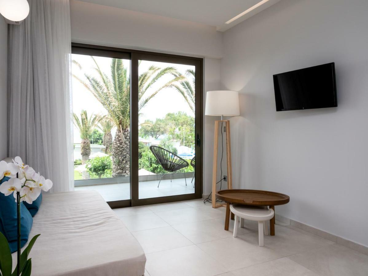 Marinos Beach Hotel Платанес Экстерьер фото